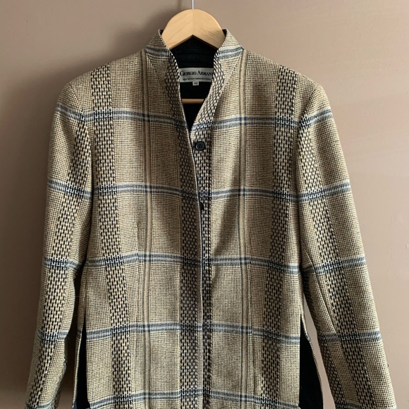 Giorgio Armani 80s Blazer - Picture 4 of 8